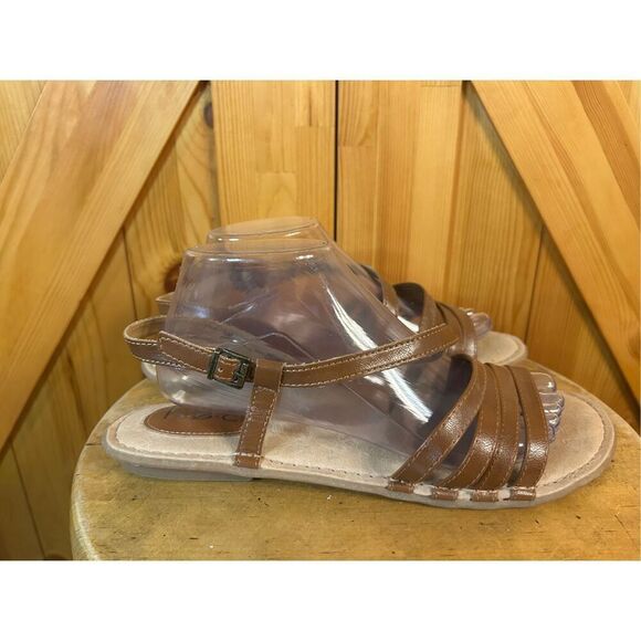 BOC Born Concept Sandals Sz 10 Brown Strappy Flat Comfort Slip On Sling Back - Picture 1 of 7